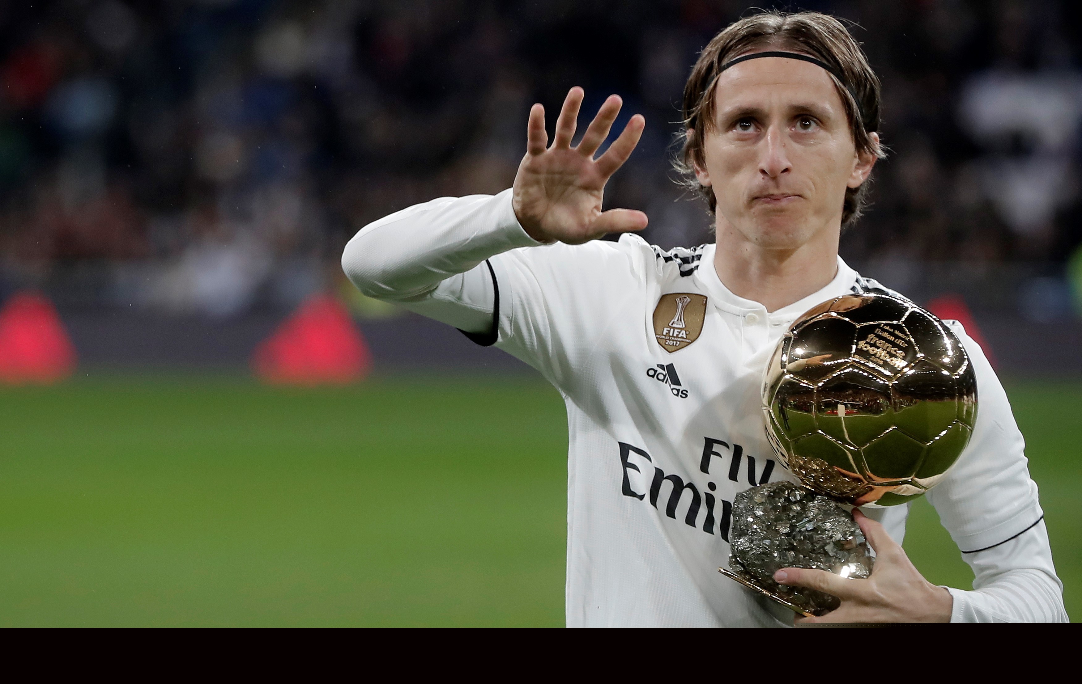 拜仁连续24场联赛主场比赛打进2+球