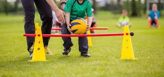 阿莫林被解雇原因曝光！俱乐部不满只用343，冬窗引援巨大分歧